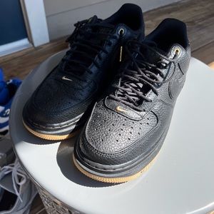 Black / brown Air Force 1